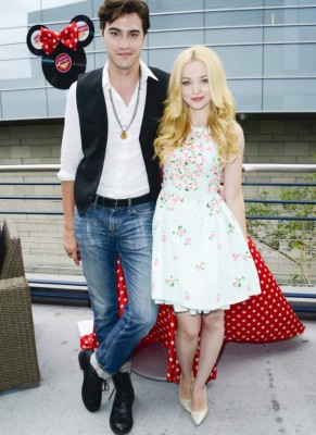 Dove Cameron se casará con Ryan McCartan